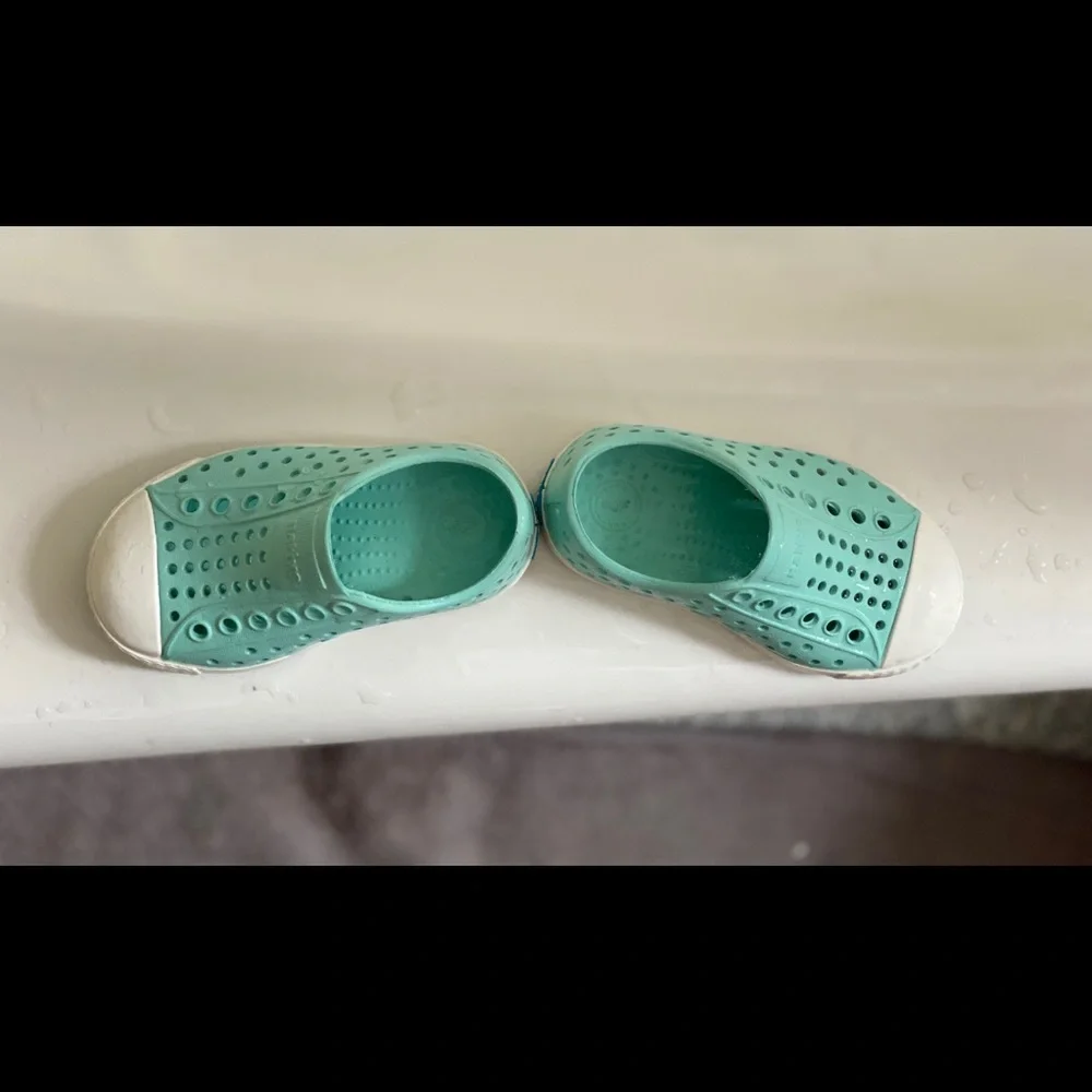 Native Kids Jefferson Slip-On Shoes in Mint Green